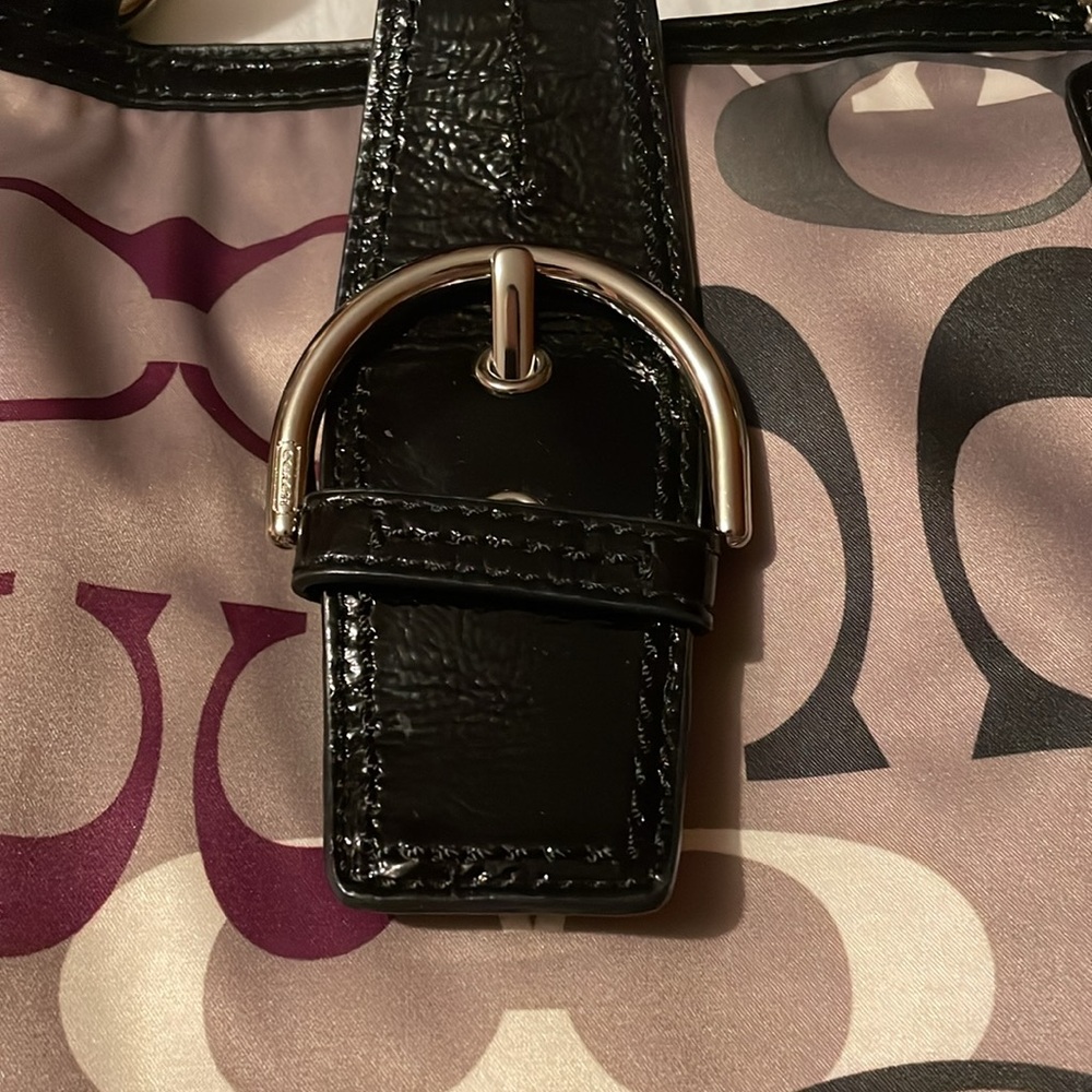 Large Coach Bag. - Picture 2 of 7